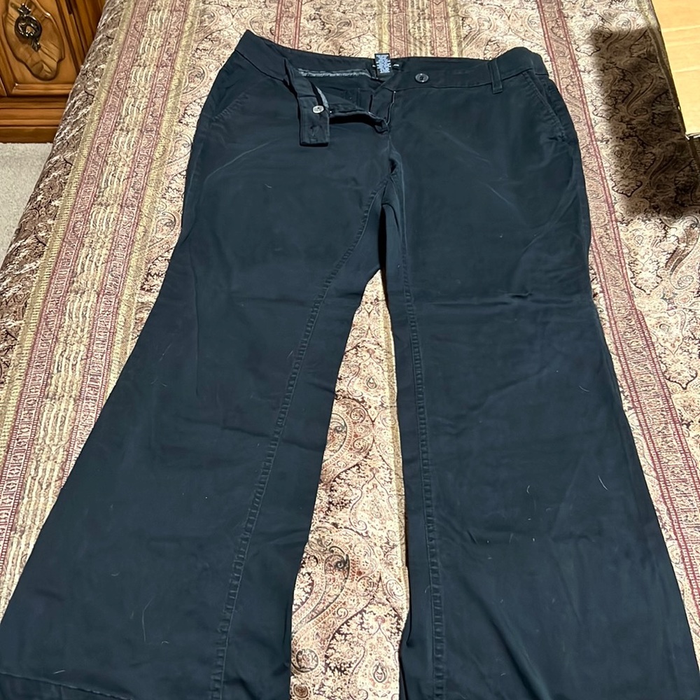 NY&C flare leg dress pants